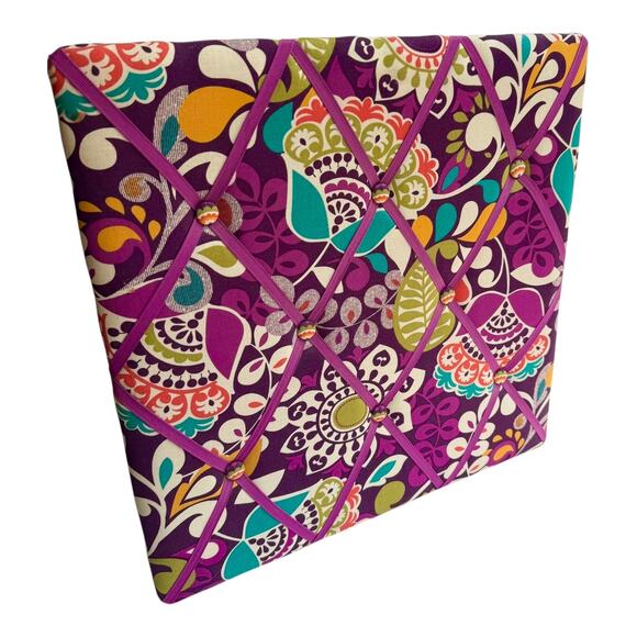 Vera Bradley Ribbon BOARD 18x18 Plum Crazy Photo Note Memo Picture Holder Button - Picture 2 of 8